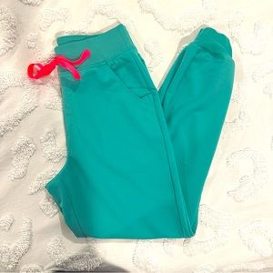 Figs - High Waisted Zamora Jogger Scrub Pant Surgical Green